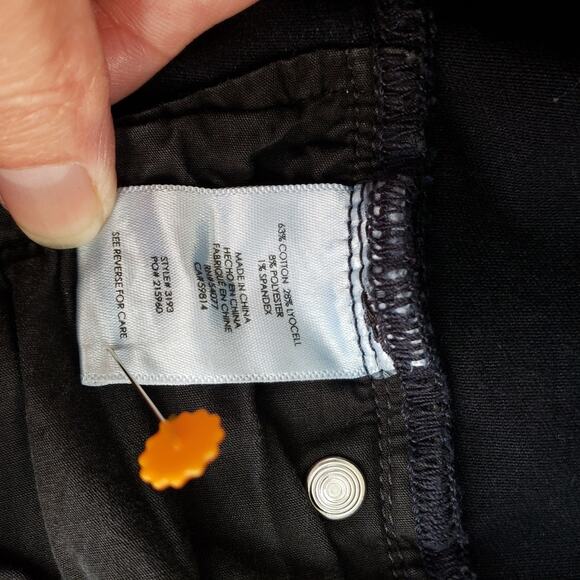 Cabi dark denim lightly distressed stretch skinny jeans size 6 - Picture 2 of 7